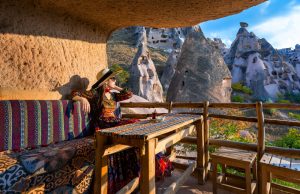 Sleeping in a Rock: The Reality of Cave Hotels in Cappadocia (2026 Diary)