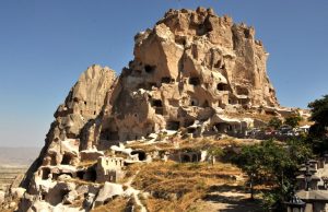 Uçhisar Diaries: The Giant Rock Castle and the Quiet Heights (2026)