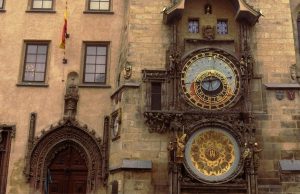 The Astronomical Clock: Standing in a Crowd for a 600-Year-Old Show (2026 Diary)